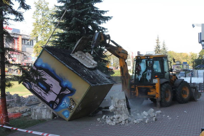 300 незаконных рекламных конструкций будут демонтированы в Нижнем Новгороде