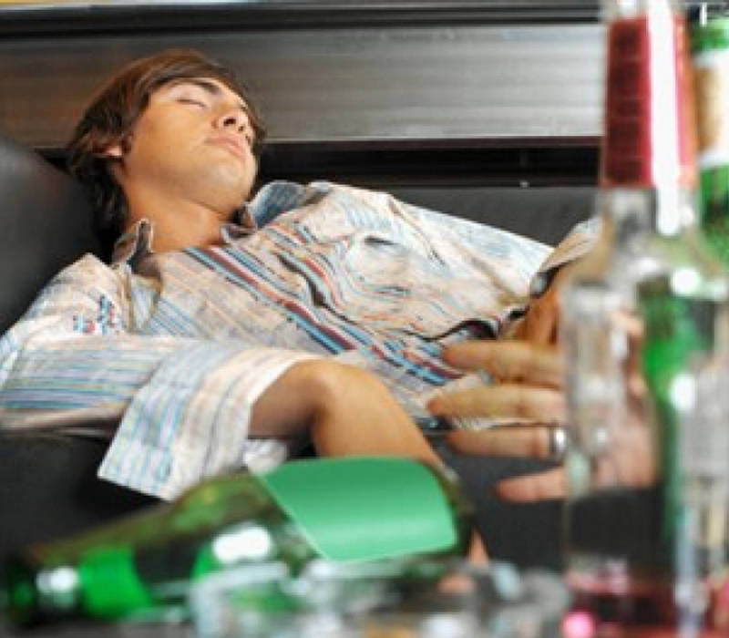 Выдаваемый за элитный фальсифицированный алкоголь может вызвать тяжелое отравление