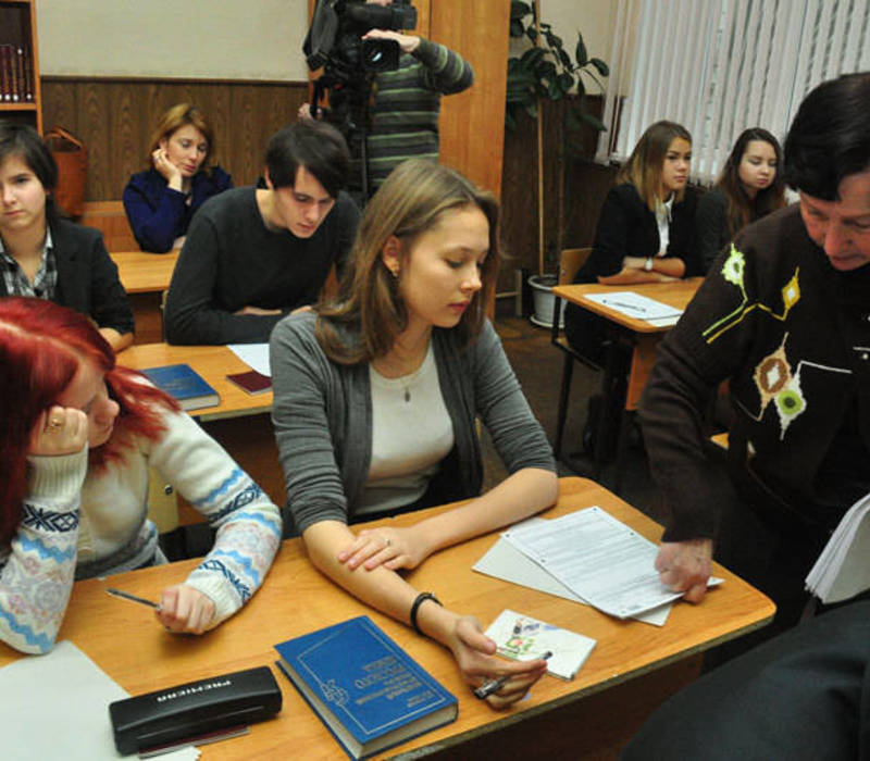 Нижегородские школьники написали пробное сочинение