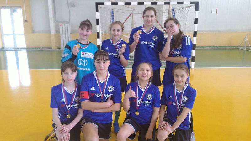 Юные футболистки из районного поселка Шатки заняли первое место в финале общероссийского проекта «Мини-футбол – в школу»