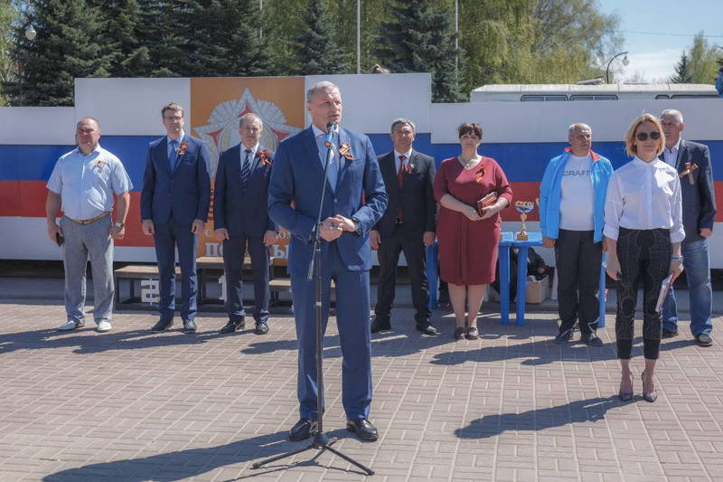 Дмитрий Сватковский открыл в Кстове легкоатлетический пробег, посвященный Дню Победы