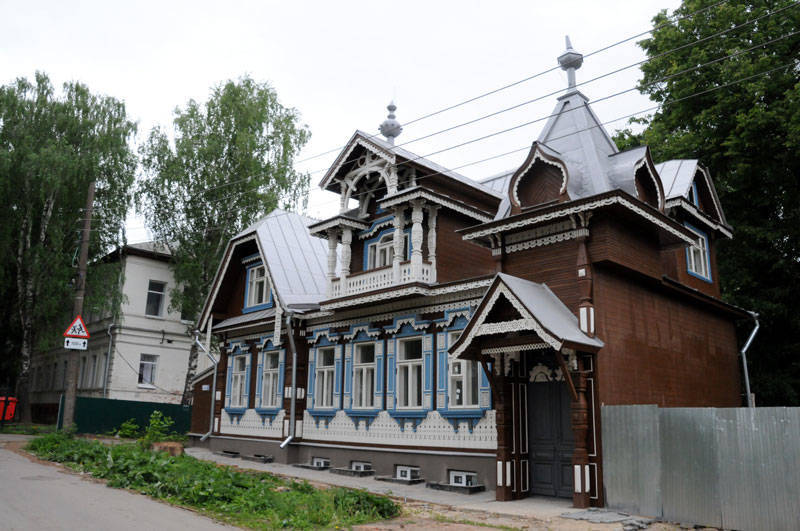 «Путинский домик отстроили заново и передали в музей»