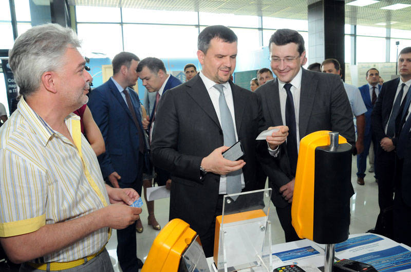Вице-премьер РФ Максим Акимов высоко оценил разработки нижегородских компаний в сфере цифровой экономики
