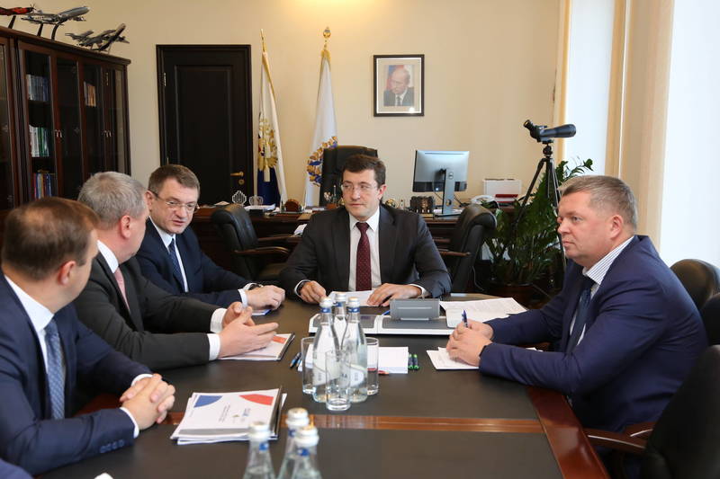 Глеб Никитин провел рабочую встречу с представителями Объединенной авиастроительной корпорации