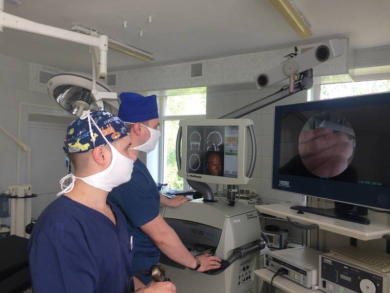Две уникальные операции выполнили нижегородские нейрохирурги