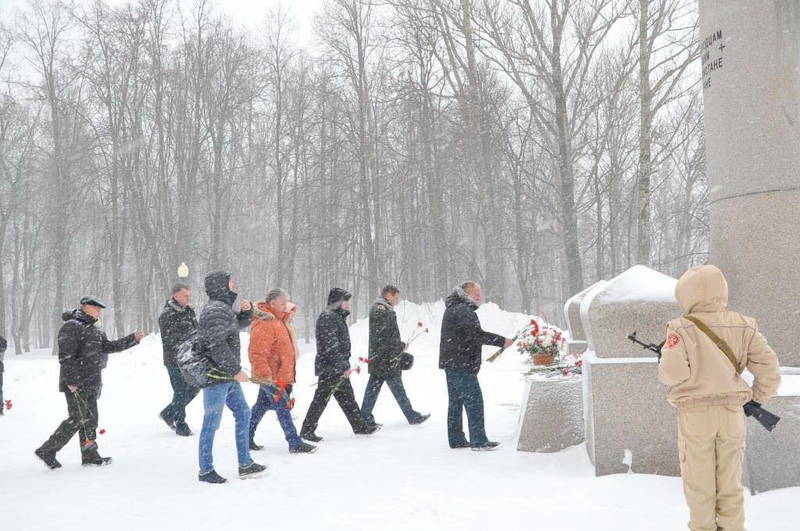 В Нижнем Новгороде таможенники почтили память воинов-интернационалистов