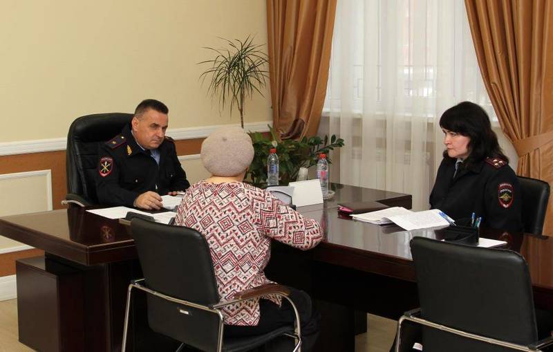 Шесть граждан обратились за помощью к руководителю областного полицейского ведомства