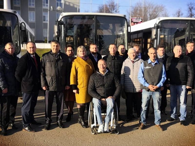 Автопарк МУП Дзержинска пополнился 13 закупленными при поддержке нижегородского правительства автобусами ЛИАЗ