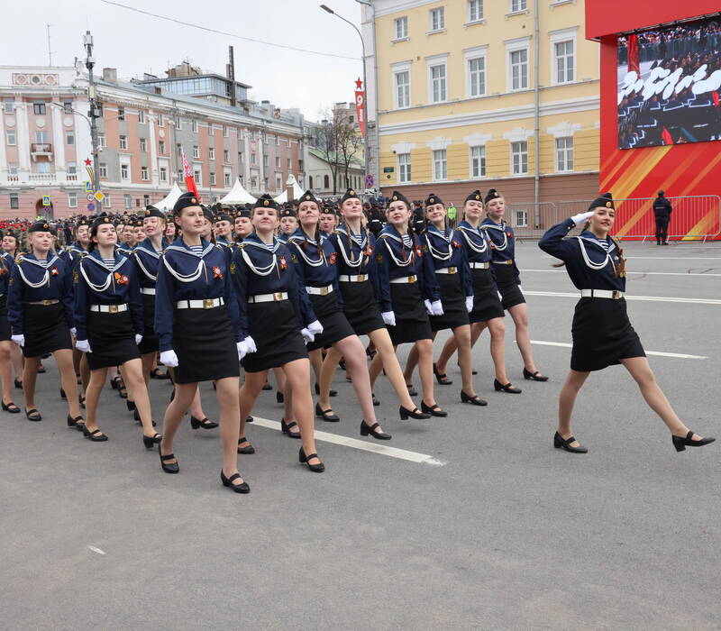 В Нижнем Новгороде прошел парад Победы