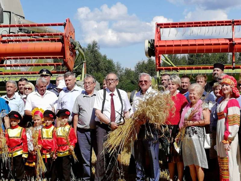 Церемония жатвы первого снопа прошла в Нижегородской области  