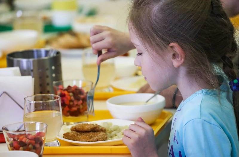 Дзержинские учащиеся начальных классов будут получать бесплатное питание