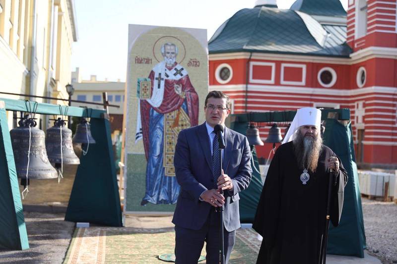 Глеб Никитин принял участие в чине освящения колоколов для Никольского домового храма
