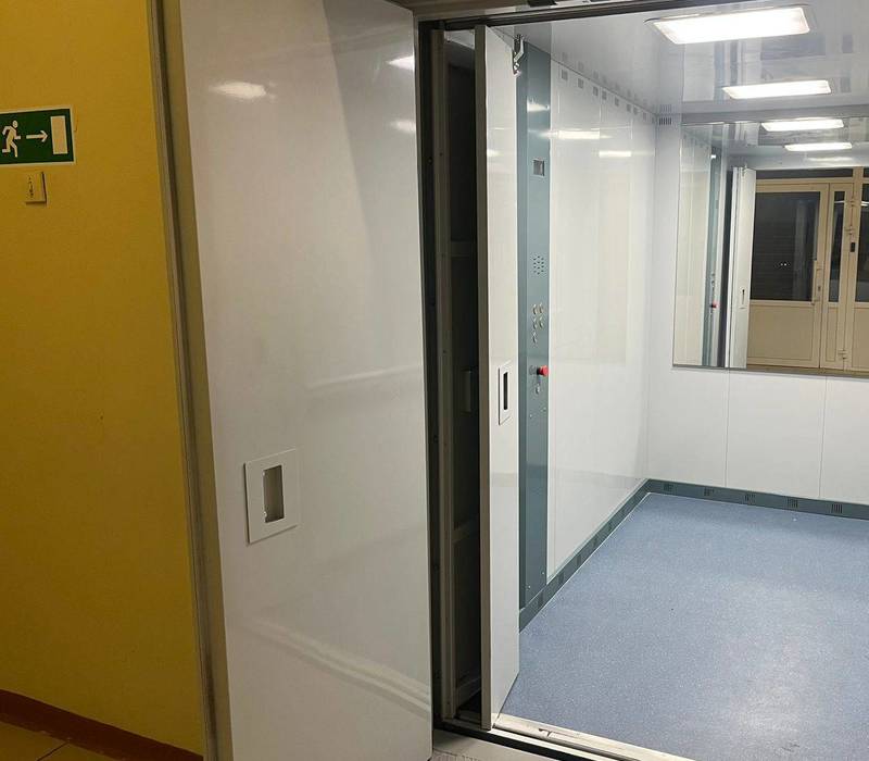 В стационаре Кстовской ЦРБ ввели в эксплуатацию новое лифтовое оборудование