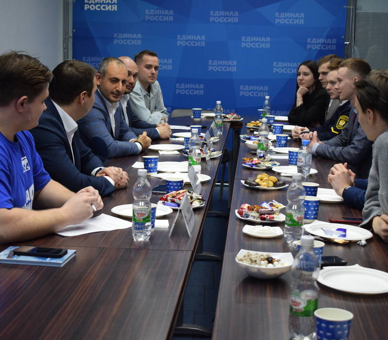 Открытый диалог: активисты «Единой России» провели встречу со студентами нижегородских вузов