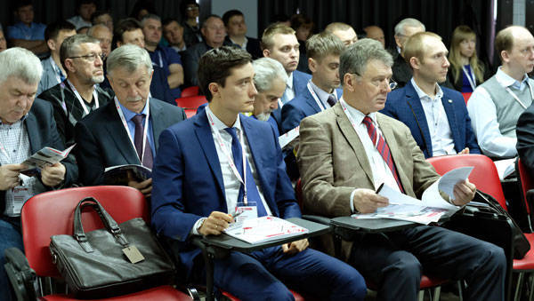 На основе сотрудничества
