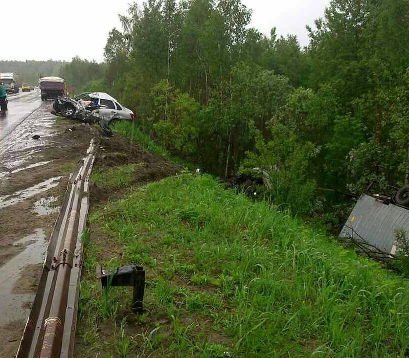 Четыре человека погибли в ДТП в Нижегородской области (ФОТО)