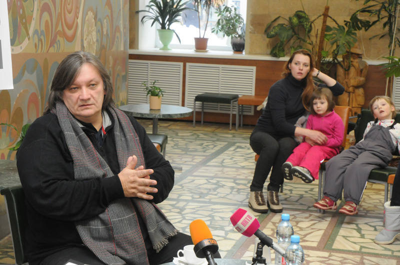 Александр ВЕЛЕДИНСКИЙ: "Двумя руками за жесткое кино"