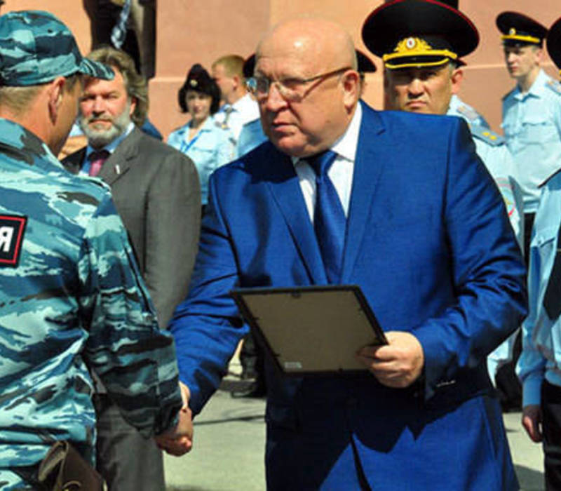 Прошел показательный инструктаж личного состава силовиков