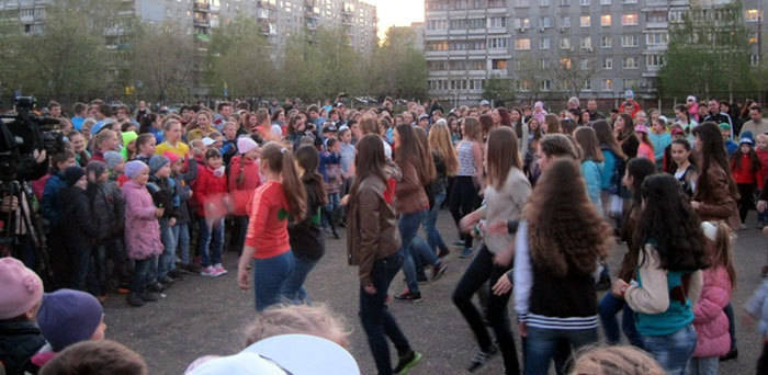 Флешмоб состоялся на одной из площадей Нижнего