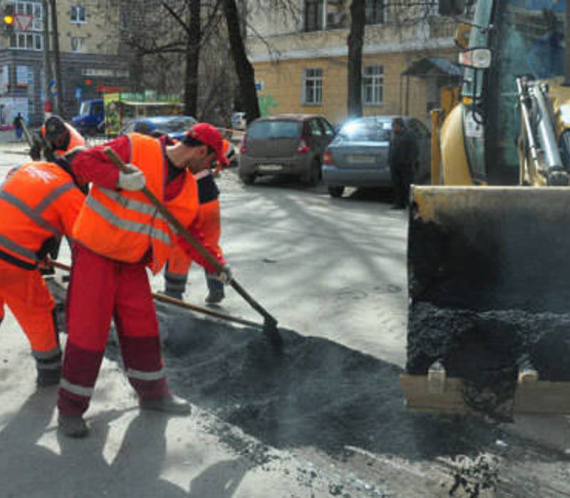 В Нижнем Новгороде продолжается ремонт дорог
