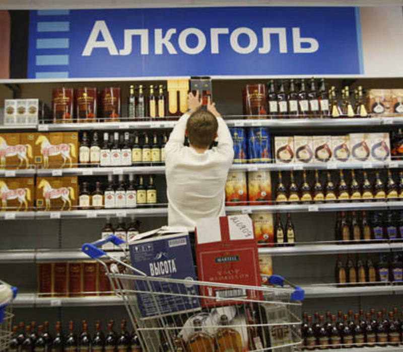 Депутаты Заксобрания изменили в области время запрета на продажу алкоголя