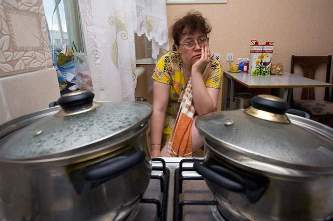 Газовики грозят отрезать от голубого топлива каждого