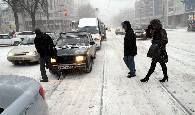 Наденешь тут белое пальто