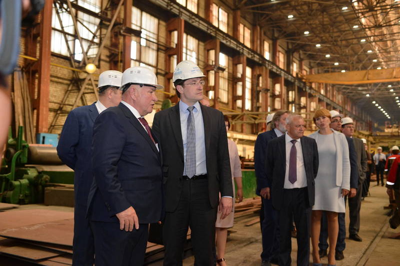 Глеб Никитин принял участие в спуске баржи для перевозки нефтеналивных грузов в Навашине на «Окской судоверфи»