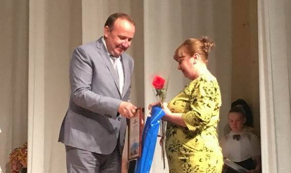 Виктор Нестеров: «За последние 13 лет в Дзержинске количество желающих принять ребенка на воспитание в семью увеличилось в 11 раз»