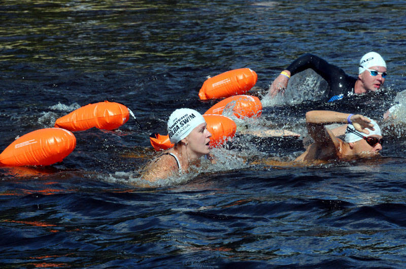 В Нижнем Новгороде вновь прошел заплыв через главную российскую реку Volga Swim (фоторепортаж)