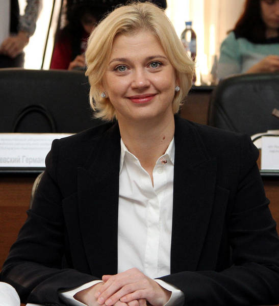 Нужно действовать вместе с жителями, считает зампред комиссии думы Нижнего Новгорода Елена Аржанова
