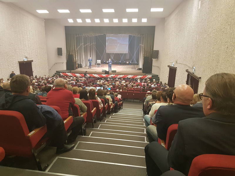 Вадим Власов и Андрей Бетин вручили награды лучшим работникам автомобильного и городского пассажирского транспорта