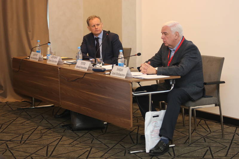 Научно-практическая конференция нейрохирургов проходит в Нижнем Новгороде