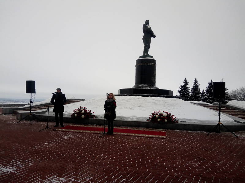 Нижегородцы почтили память Валерия Чкалова 
