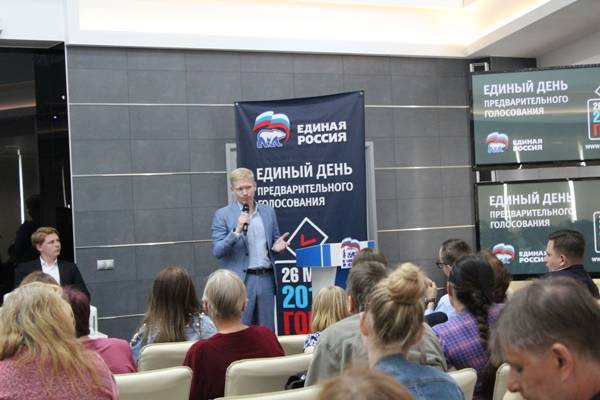 В Нижнем Новгороде прошли первые дебаты участников предварительного голосования «Единой России» по довыборам в городскую Думу