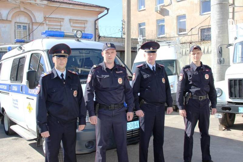 Арзамасские полицейские помогли семье спастись от пожара