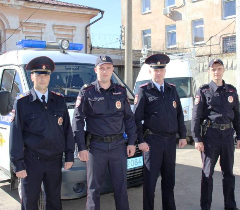 Арзамасские полицейские помогли семье спастись от пожара