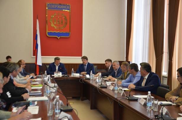 Проблемы вывоза мусора из Дзержинска обсудили в администрации города 