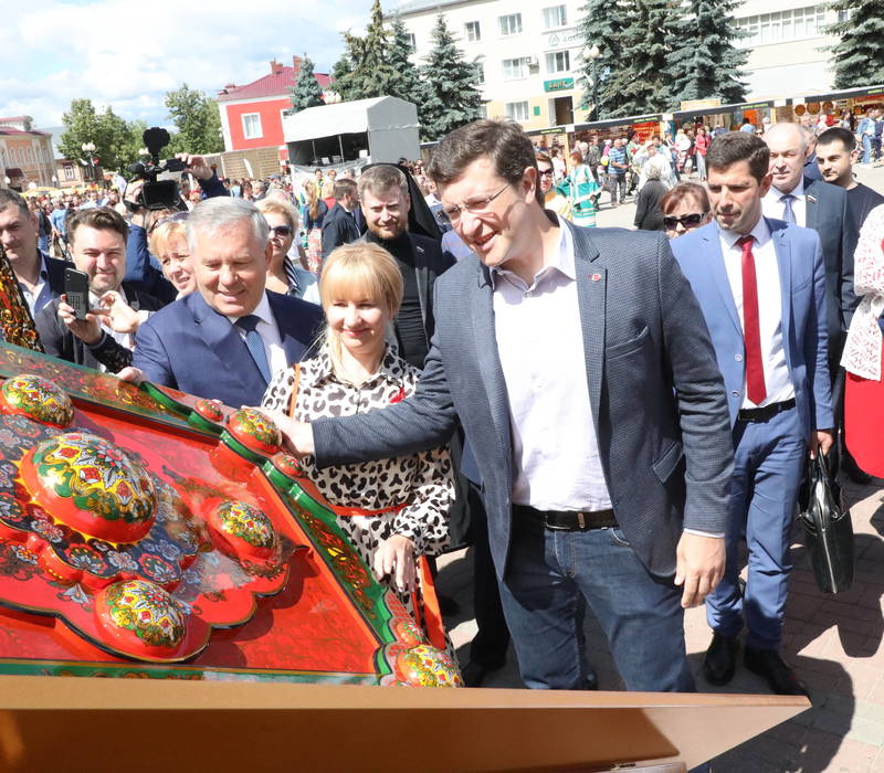 Глеб Никитин открыл фестиваль НХП «Золотая хохлома» в Семёнове (фоторепортаж)