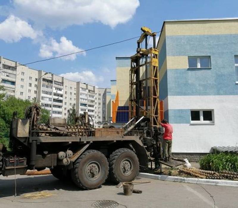 В Дзержинске в детском саду № 97  специализированная организация начала карстологическое обследование грунта