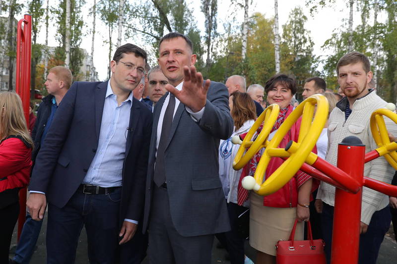 Глеб Никитин поручил проработать вопрос усиления безопасности в Светлоярском парке и устройства ливневой канализации