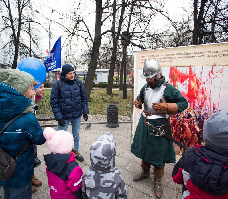 «Единая Россия» поздравила нижегородцев с Днем народного единства