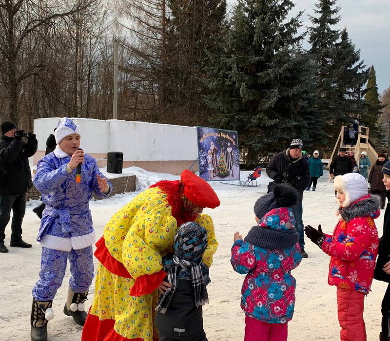 В Варнавине отметили день рождения Морозко