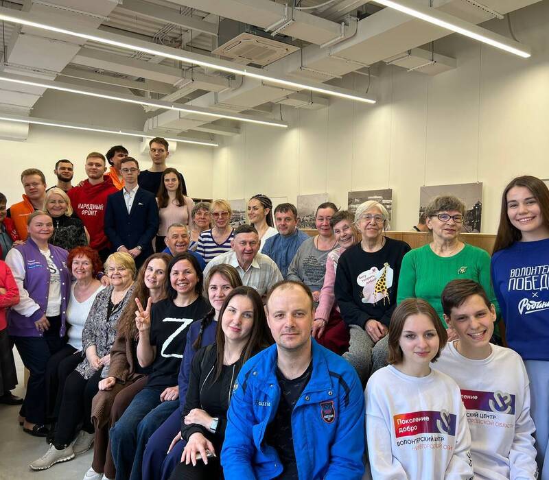 Нижегородские волонтеры обменялись опытом поддержки СВО с участниками автопробега «Кузбасс – Донбасс. Вечный ZOV»