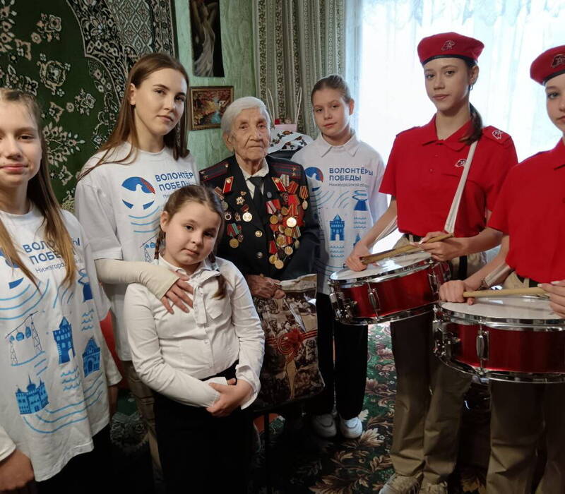 «Спасибо за Победу!»: ветеранов поздравляют по всей Нижегородской области 