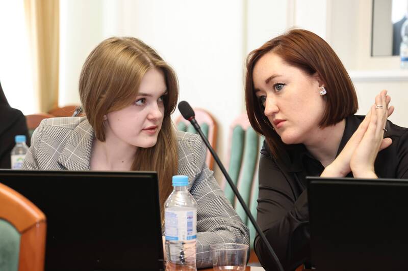 Перспективы развития муниципальных образований обсудили в Законодательном Собрании Нижегородской области 