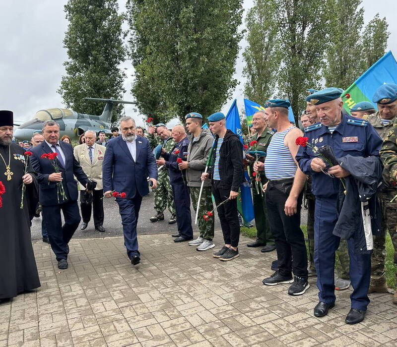 Праздничные мероприятия ко Дню ВДВ прошли в Нижнем Новгороде