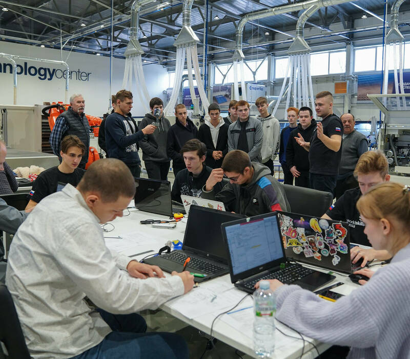 Нижегородские предприятия приглашаются для участия в конкурсе на открытие корпоративных центров опережающей подготовки