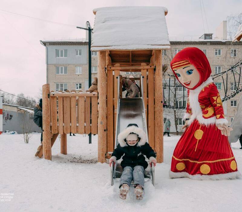 В Арзамасе открыли новый детский городок на улице Мира