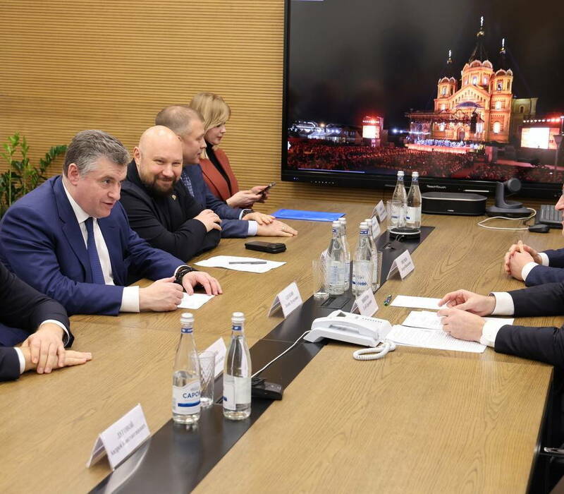 Глеб Никитин провел рабочую встречу с председателем ЛДПР Леонидом Слуцким 